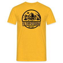 Lade das Bild in den Galerie-Viewer, Filterfotograf - Retro Shirt - 1 - Gelb
