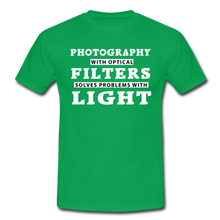 Lade das Bild in den Galerie-Viewer, Fotografen Shirt - Fotografieren mit Filter - Kelly Green
